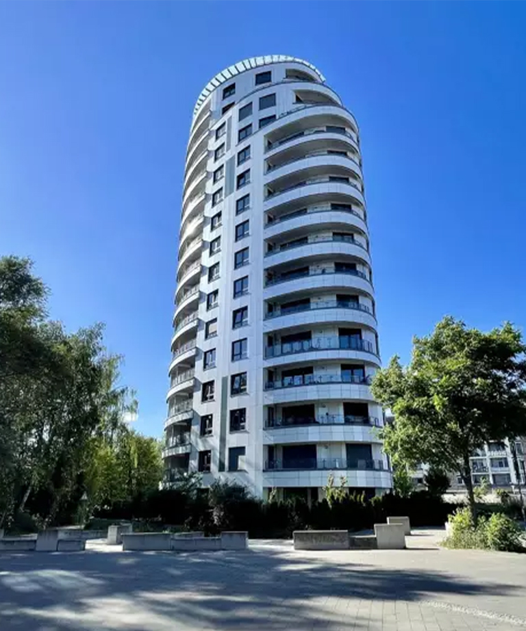 Hugo-Cassirer-Straße