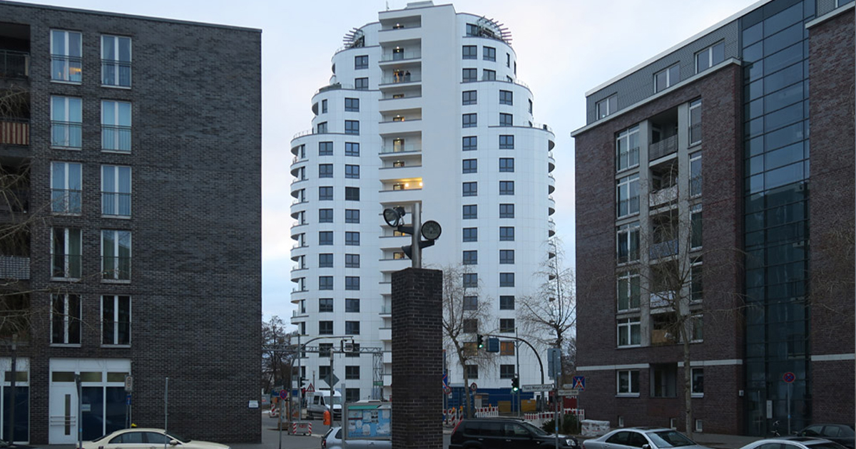 Hoch-Plus-Berlin-Hugo-Cassirer-Straße2